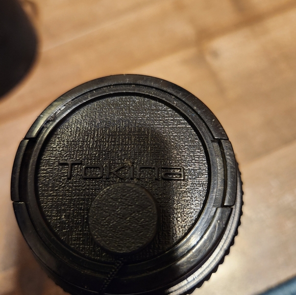 Tokina SD camera lens 70-210mm - Picture 3 of 7